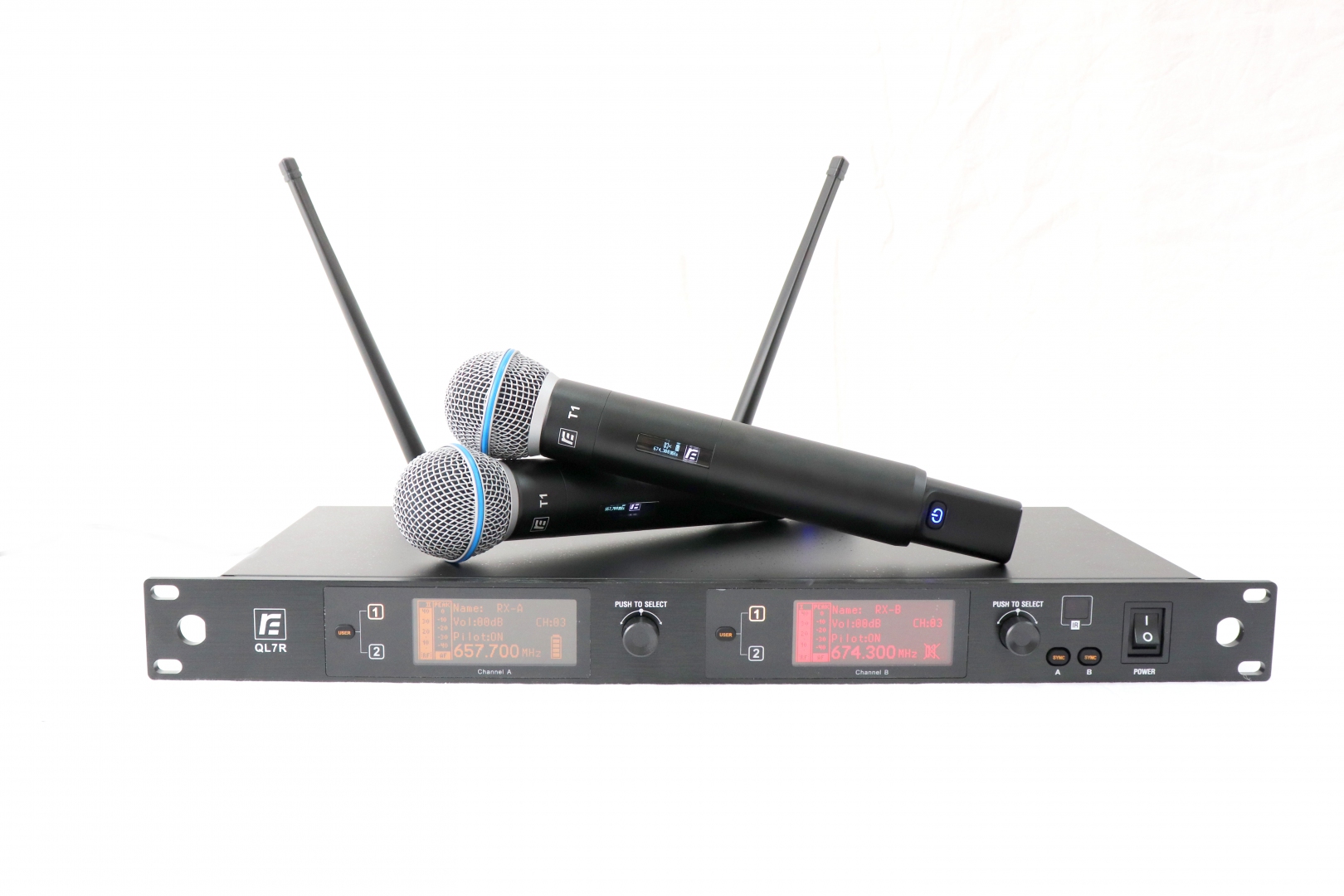 RFIntell QL7R/T1-A 651,800-683,400 МГц 2-канальная радиосистема с 2-мя ручными микрофонами в Хасавюрте